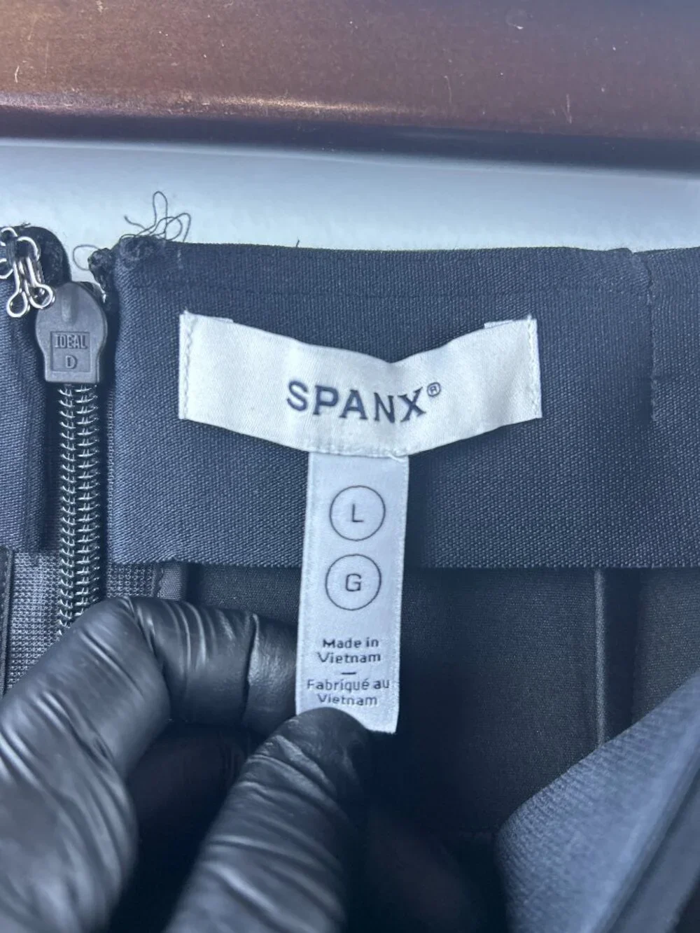 Spanx Black Ponte Pencil Skirt with Back Zip Size L